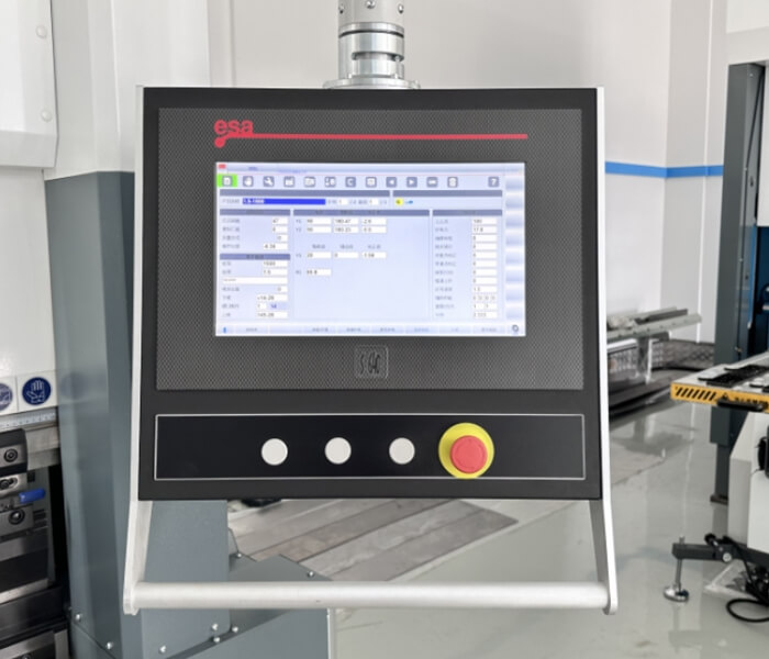 Advantage Equipment Display